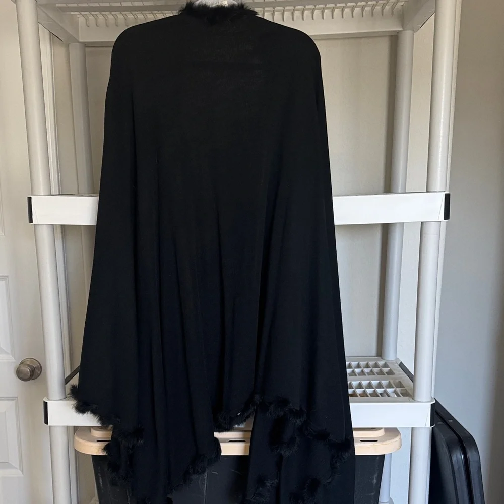 Nina Leonard Black Feather-Trimmed Wrap - Picture 8 of 8